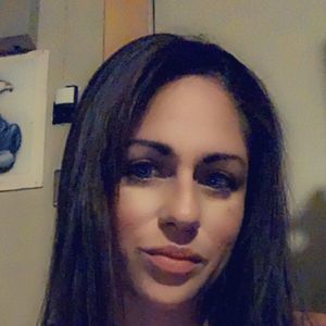 Meet your Posher, Kendra